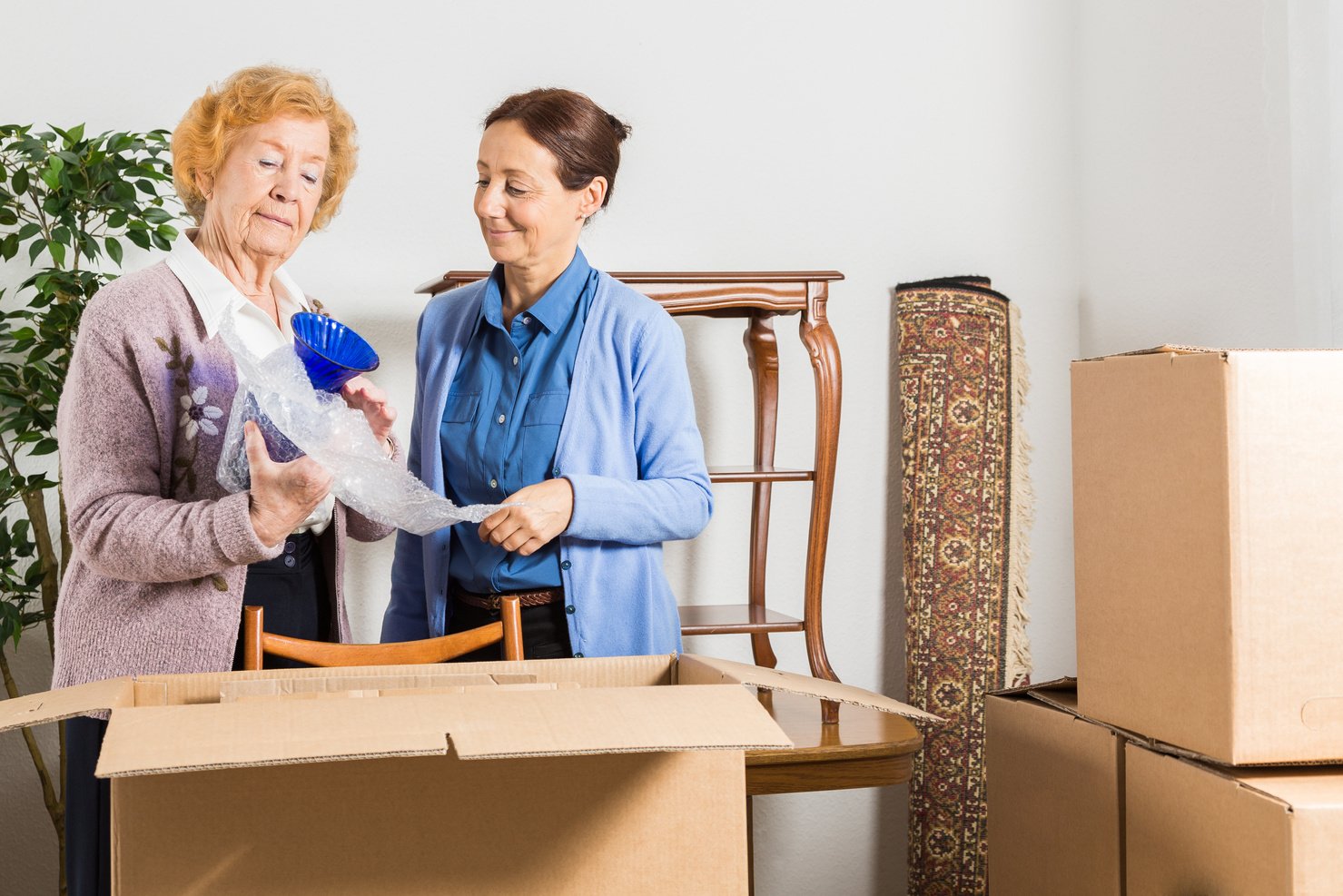 Relocation: Senior adult moving house